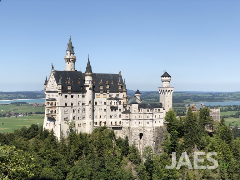 Neuschwanstein Castle near Füssen, Bavaria